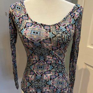 Ultra Flirt Multicolored Geometric Top